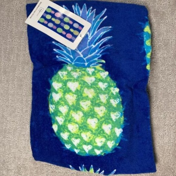 Mainstays Other - Mainstays BEACH TOWEL 28" X 60" Rainbow Pineapples Blue NEW with TAGS
